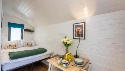 Loch Ness Hideaway Pod - Photo 3