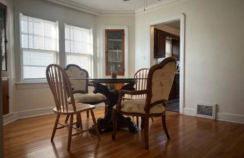 Super close to Cleveland Clinic Fairview Colibri - Foto 16