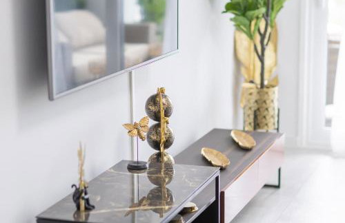 Marbella luxury brand new 2-bedroom apartment, 3 min walk to the beach! - Photo 11