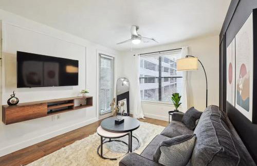 Modern 2B Close to The Star Toyota HQ Legacy West - Foto 11