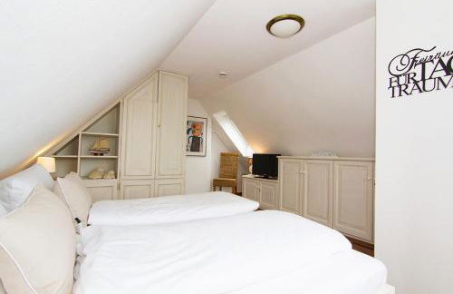 Haus-Seemoewe - Photo 13