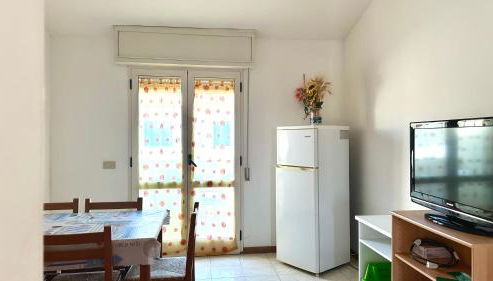 Fano, trilocale con terrazzino a 30mt dal mare - F006 - Foto 5