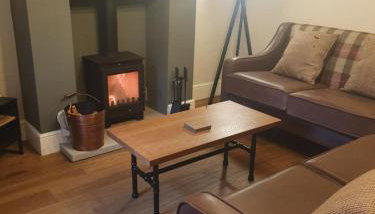 Emelia Cottage Ingleton - Photo 2