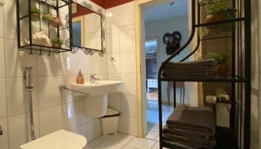 großzügige Monteurwohnung - Foto 3, towels, Shower