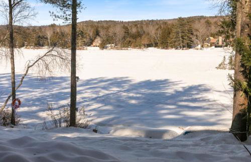 Hermit Lake Winter Retreat Ski, Skate & Game Room - Foto 7