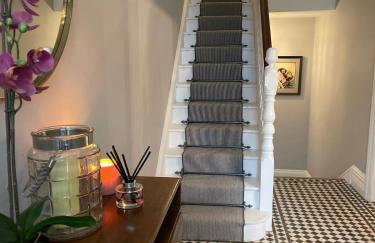 6BR Luxury Beach House Hot Tub & Sea Views - Foto 29