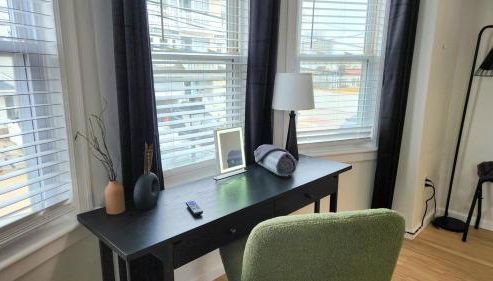 The Row House- Modern, Stylish and Newly Updated! - Foto 5