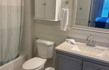 Beautiful Apartment Near Disney - Photo 32