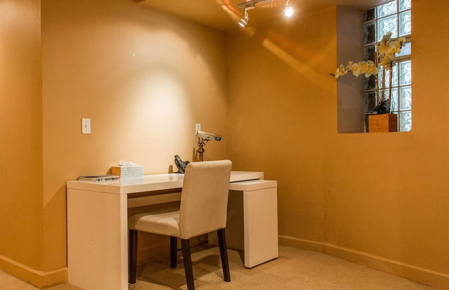 Safe Spacious Mansion Indowntown - Foto 7