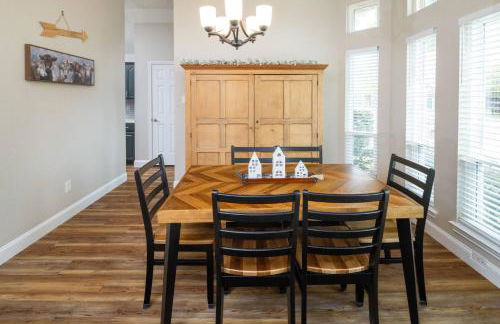 Pool, Games & World Cup Fun for the Whole Family - Foto 30