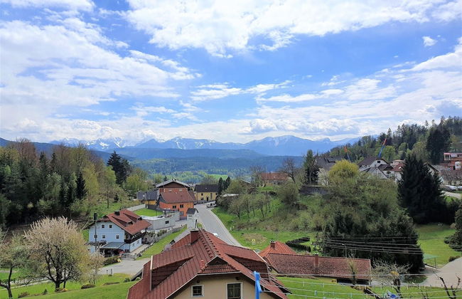 Apartment by Worthersee With Pool - Photo 36