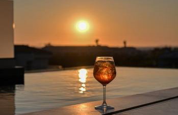 Thimios Suites Adults Only - Photo 47