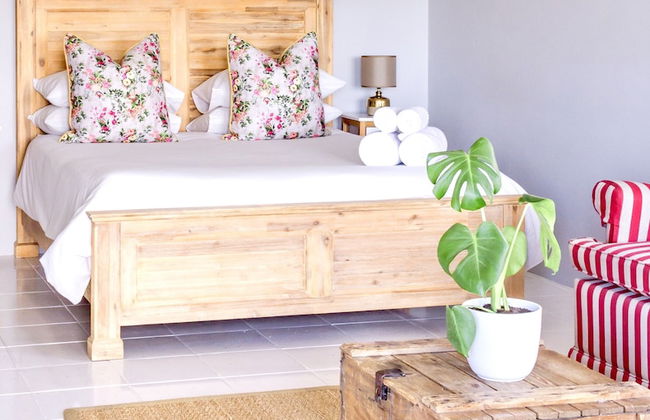 River Front Estate - Photo 4