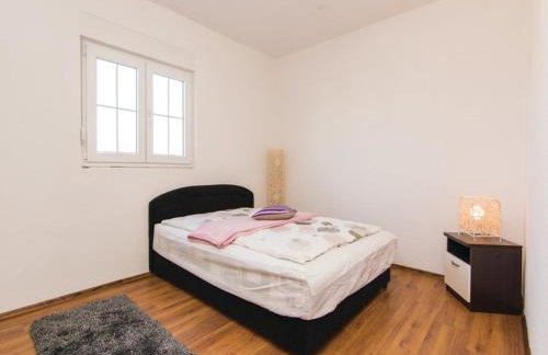 Villa Laura with pool, Budak, Zadar county - Photo 32