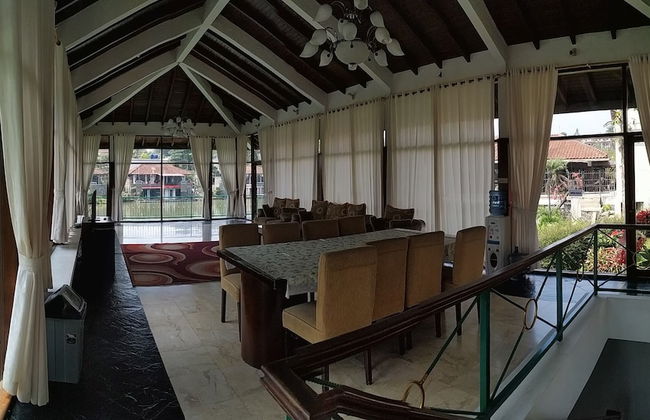 Villa Pinggir Danau Puncak for 30 pax - Photo 11