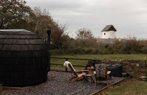 Y Caban - A Luxury Rural Retreat with Seaviews - Photo 21