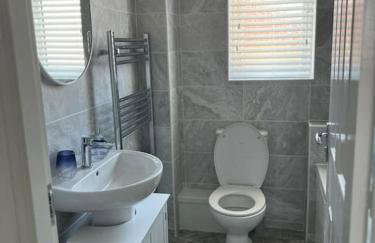 Beautiful 3 Bed Detached House in Grimsby - Foto 21