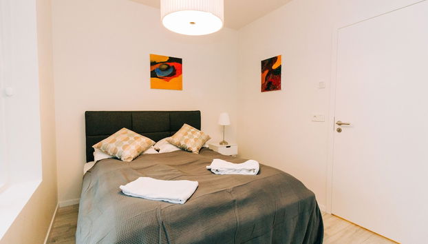 Tower Apartments - Photo 5, Chambre