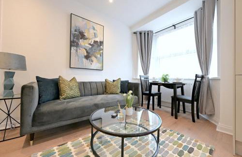 Bright & Large 3 Bed Flat in London - Foto 3