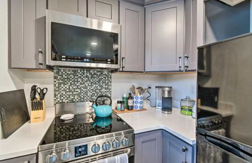 Dreamy Bayfront Cabin with View, Dock and Kayaks - Foto 9