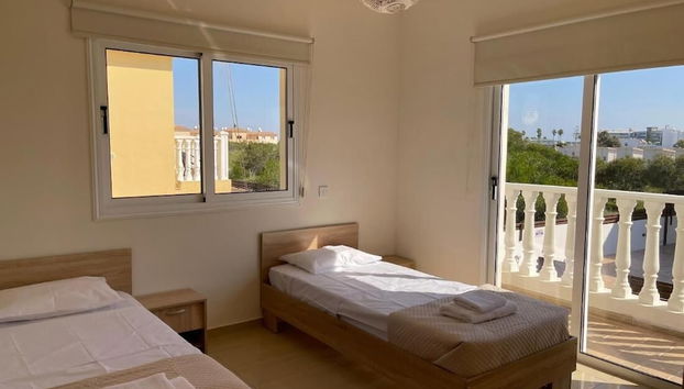 Villa Rugiada With Pool and sea View Located on the Front of Nissi Beach - Foto 4, Habitación