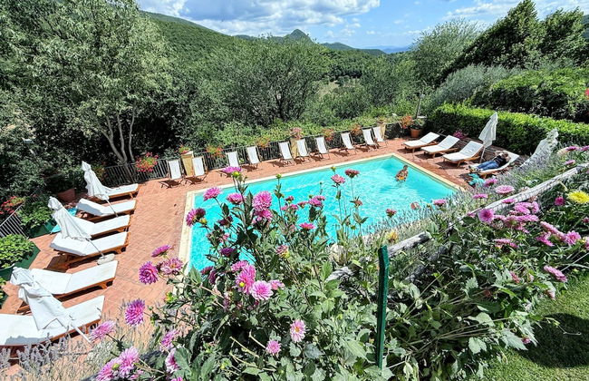 Serene Tuscan Retreat With Breathtaking Views - Foto 43