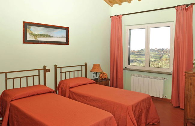 Villa in Magliano Sabina With Private Pool - Photo 5