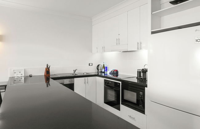 Alamanda Palm Cove by Lancemore - Photo 18