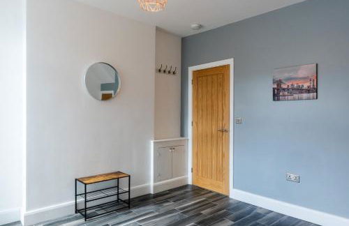 Luxury House in the Heart of Mumbles Village - Foto 26