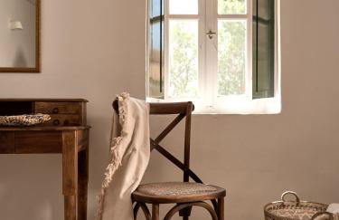 Dounias Village Home - Traditional Architecture & Modern Luxury, by ZanteWize - Photo 24