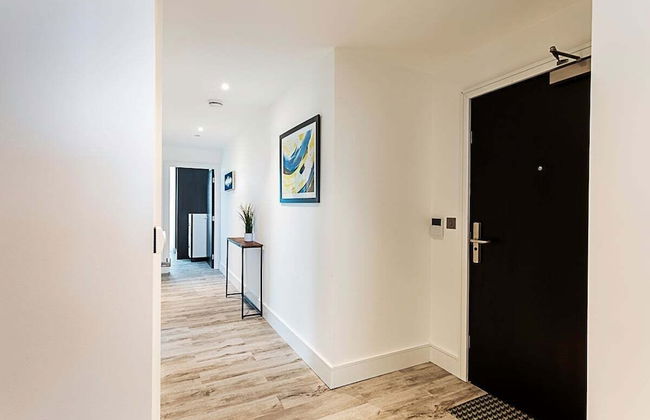 Icon Tower Flat III - Photo 47