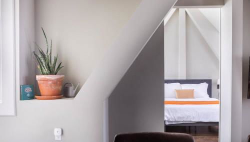 Downtown Luxury 1BR Loft - Photo 3