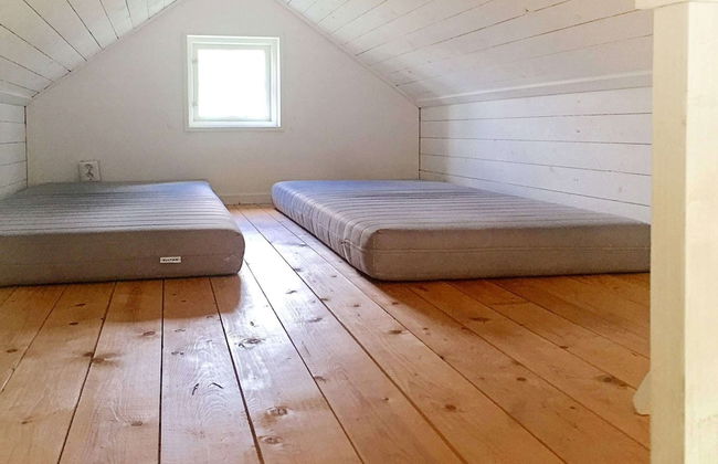 4 Person Holiday Home in Stenhamra - Photo 8