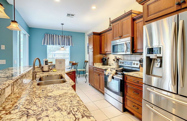 Comrow Castle Magical Getaway - Photo 14