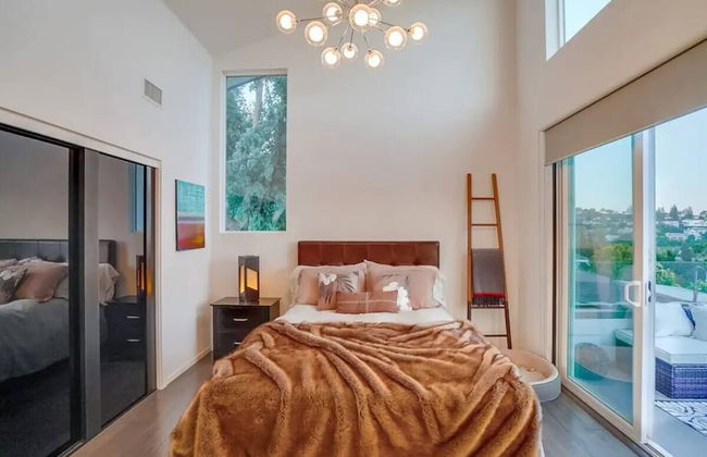 Troy Dr - Sleek & Modern Hollywood Hills Home With Stunning Views - Foto 10