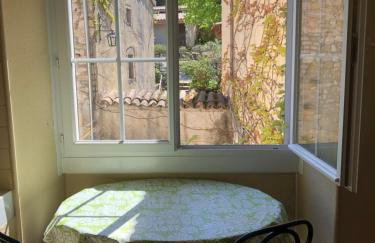 Manoir de Champvert - Foto 80