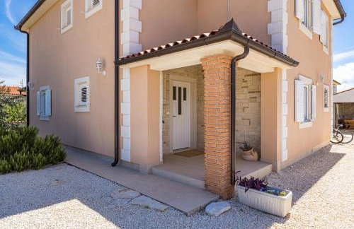 Villa Javor near Pula only 1 km from the beach with sea view and heated pool - Foto 48