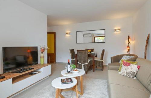 Carmencita - Photo 4