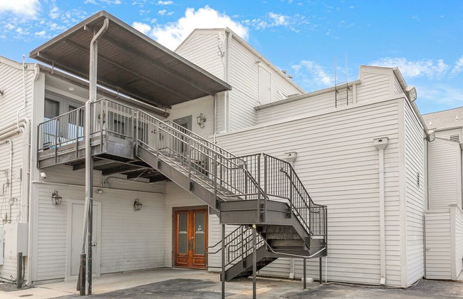 The Irish House - Photo 52