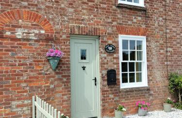 Cosy cottage with vineyard view near Goodwood Chichester - Foto 1