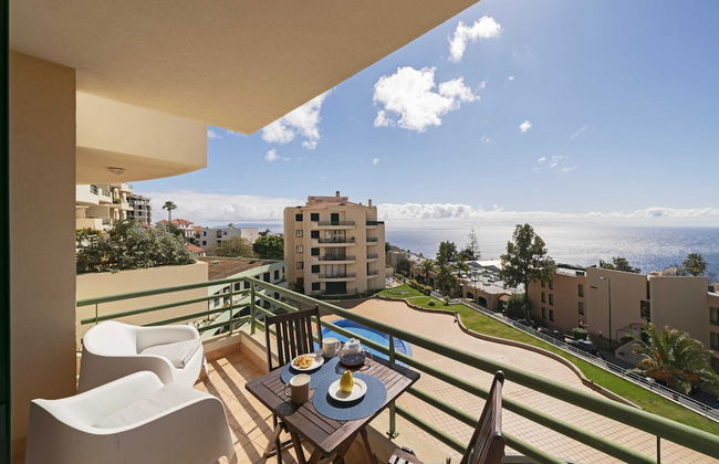 Bright Apartment With Pool, Garajau IV - Foto 1