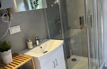 Tinyhouse Frida &ndash Stilvolle Auszeit am See Natur & Ruhe in Stuer Mecklenburgische Seenplatte - Foto 22