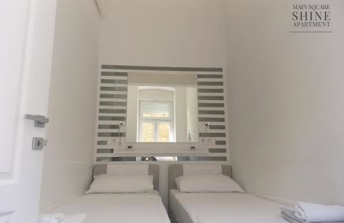 Luxurios and historic apartment "Shine" - right on the Main Square - Foto 13