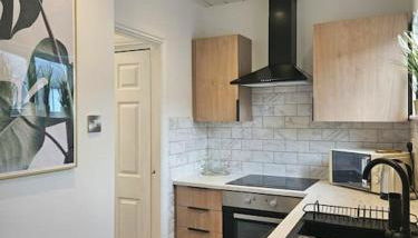 No 2 The Terrace - Photo 2