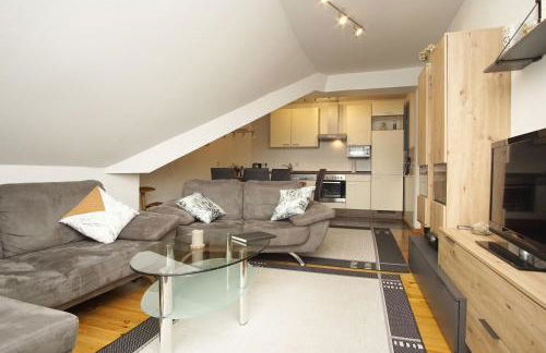 viel Natur und idyllische Umgebung - Ferienhaus Honigtopf FeWo Märchenwald - Foto 5