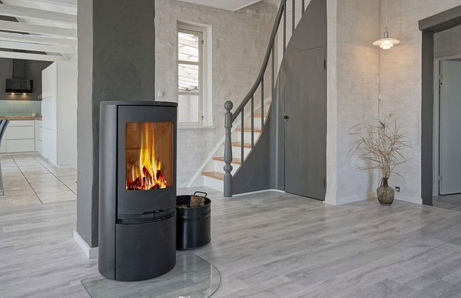 8 Person Holiday Home in Ronne - Photo 12