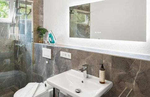 Lit Living Deluxe Apartments Wörth - Parking - Box Spring - BBQ - Balcony - Foto 12