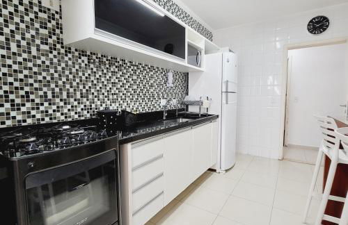 Paraiso no Guarujá Enseada - Piscina - Ar Condicionado - WIFI - Garagem - Foto 37