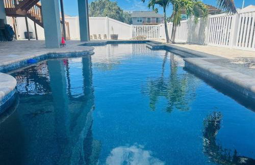 Spacious Home With Heated Pool! Sleeps 15! Billiard table! - Foto 7