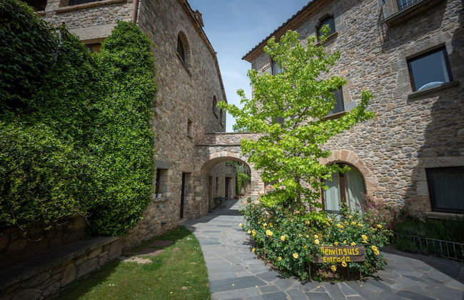 L'Arcada de Fares - Photo 1